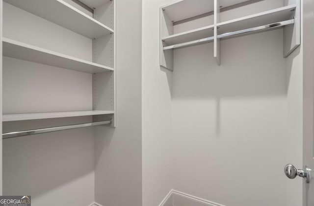 210 Marjean Way, Alpharetta, GA 30009 - view of walk in closet