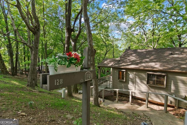 200 Villa Rd Unit 128, Jasper, GA 30143 - exterior view of a shingled roof