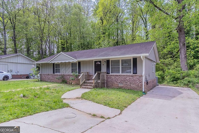 4089 Lindsey Dr, Decatur, GA 30035 - ranch-style home with a porch, a front lawn, brick siding, and crawl space