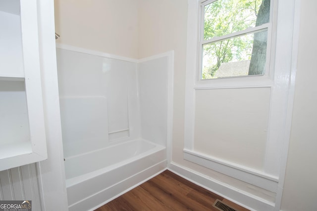 31 Saint Clair St, Newnan, GA 30263 - full bath with wood finished floors