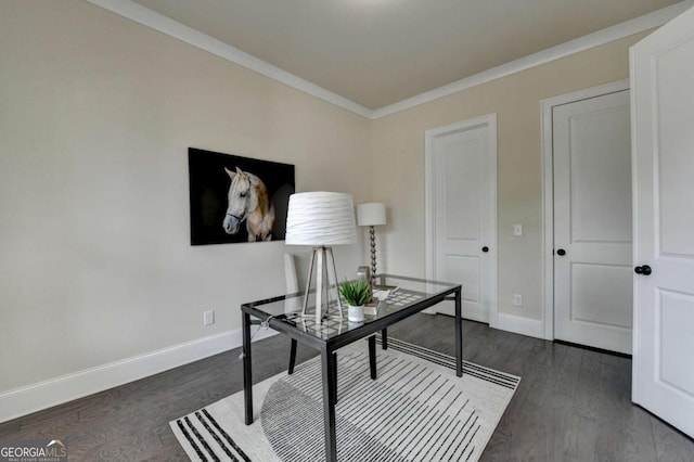 office area featuring crown molding, baseboards, and dark wood-type flooring