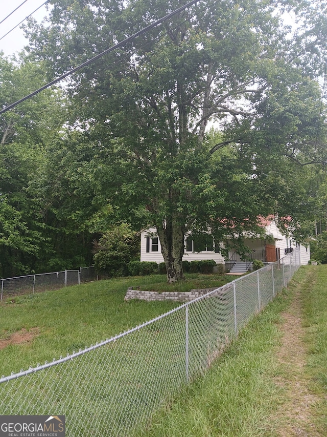 view of yard featuring a fenced backyard