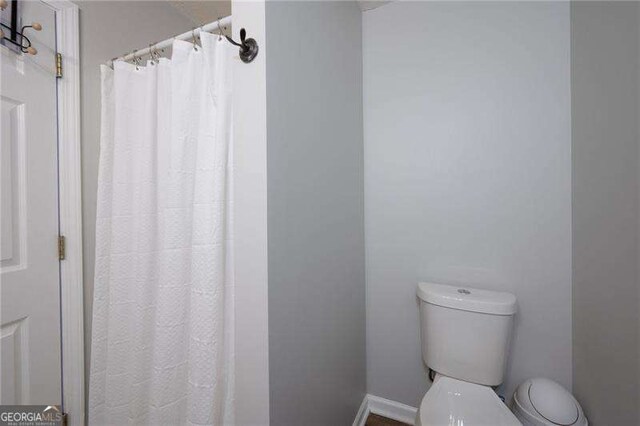 6918 Gallant Cir SE Unit 22, Mableton, GA 30126 - full bath with toilet and a shower with shower curtain