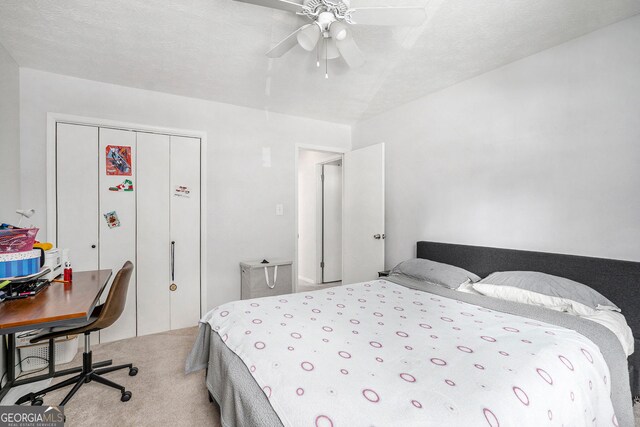 2716 Suwanee Way SE, Marietta, GA 30067 - carpeted bedroom with a closet and a ceiling fan