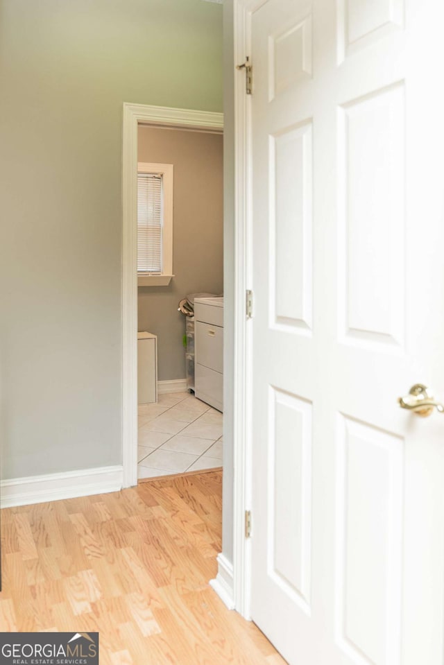 17 Hampton Way, Carrollton, GA 30116 - hall featuring baseboards and light wood-type flooring