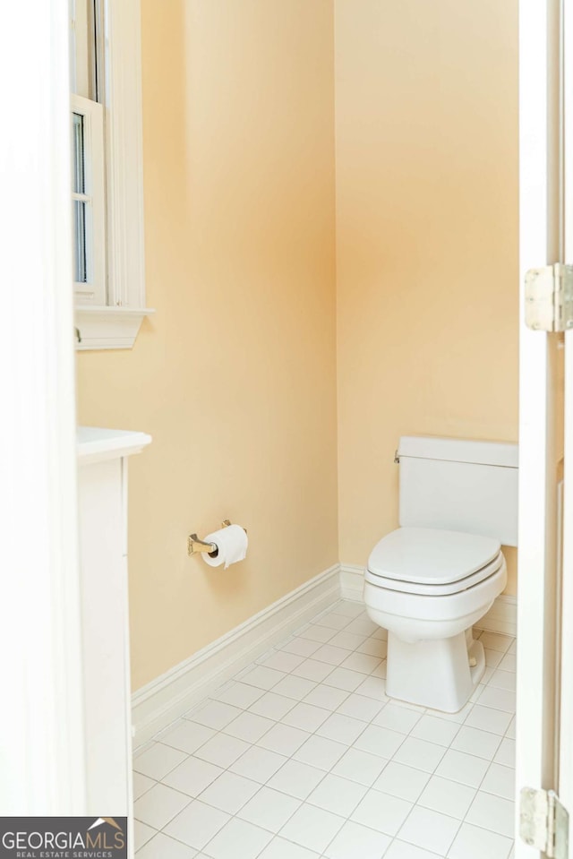 17 Hampton Way, Carrollton, GA 30116 - bathroom featuring tile patterned floors and toilet