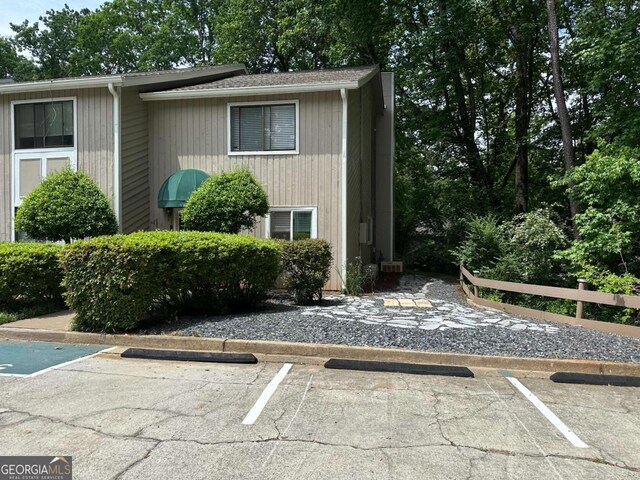 6119 Woodmont Blvd, Peachtree Corners, GA 30092 - exterior space