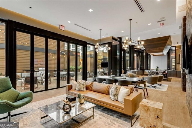 40 12th St NE Unit 803, Atlanta, GA 30309 - common area featuring visible vents