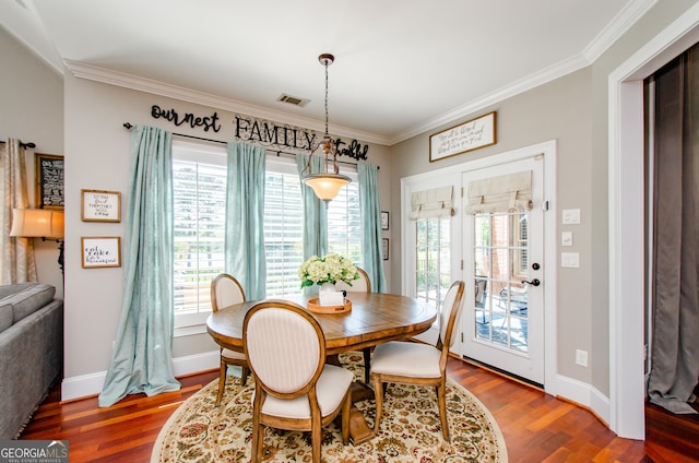 1340 Traditions Way, Jefferson, GA 30549 - dining room with ornamental molding, wood finished floors, and baseboards
