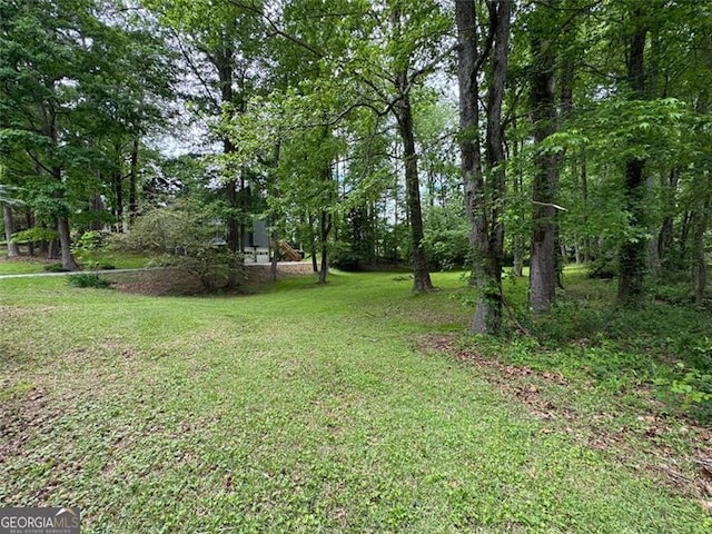 view of grassy yard