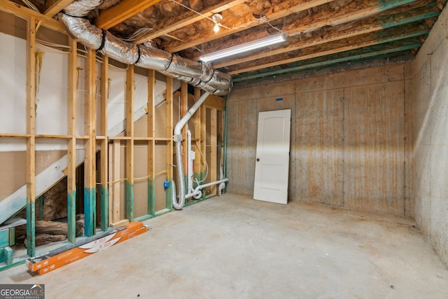 view of unfinished below grade area