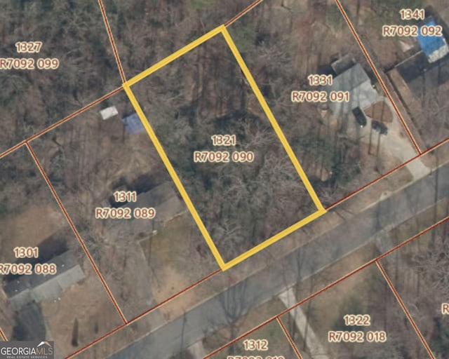 1321 Sommerset Dr, Lawrenceville, GA 30043
