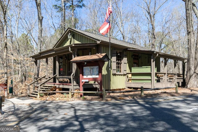 508 Regency Trl, Acworth, GA 30102 - rustic home with board and batten siding