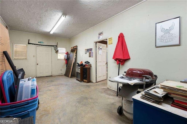413 New Town Rd NE, Calhoun, GA 30701 - view of garage