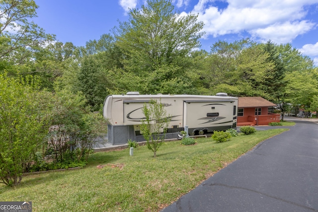 43 Tip Top Cir, Cleveland, GA 30528 - view of front of property featuring a front yard