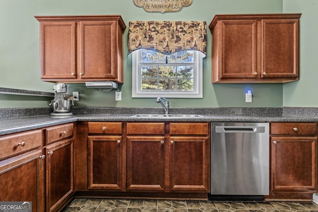 108 Wortham Dr, Buckhead, GA 30625 - kitchen featuring dishwasher, dark countertops, and a sink