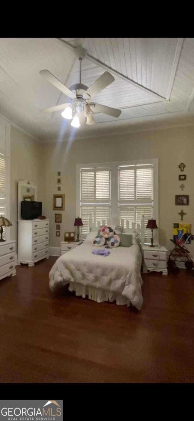 4922 Van Cise Ln, Albany, GA 31721 - bedroom featuring crown molding, wood finished floors, and ceiling fan