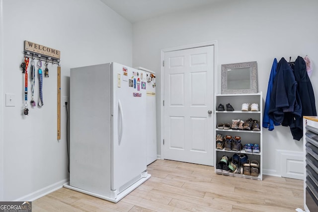 114 N Valhalla Dr, Cordele, GA 31015 - miscellaneous room featuring light wood-style floors