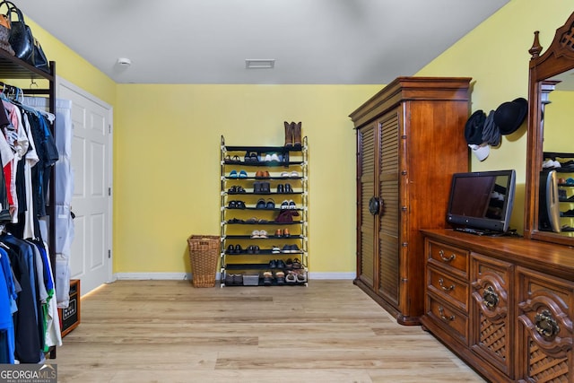 114 N Valhalla Dr, Cordele, GA 31015 - spacious closet with light wood-style floors