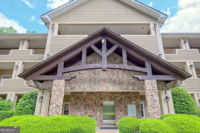 112 Glen Eagle Ct Unit 303, Clayton, GA 30525 - view of property featuring elevator