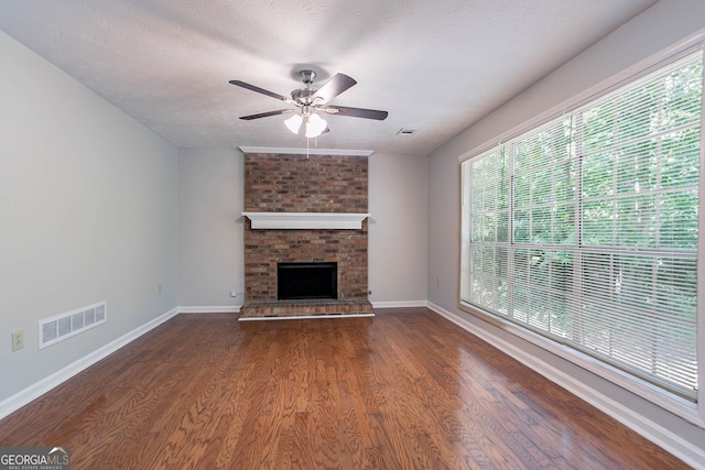 1076 Plantation Blvd SE, Conyers, GA 30094 - view of front facade featuring brick siding and a front lawn