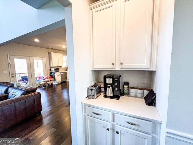 7860 Bristol Valley Dr, Cumming, GA 30028 - bar with stainless steel dishwasher, dark wood-style floors, and recessed lighting
