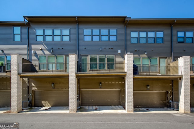 6790 Encore Blvd, Sandy Springs, GA 30328 - back of house