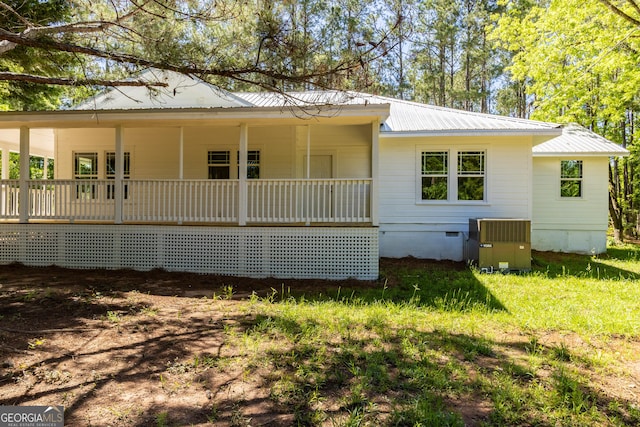 564 Bailey Mill Rd, Yatesville, GA 31097 - rear view of house featuring crawl space, a porch, and a metal roof