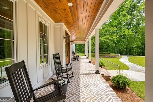 view of patio / terrace featuring covered porch