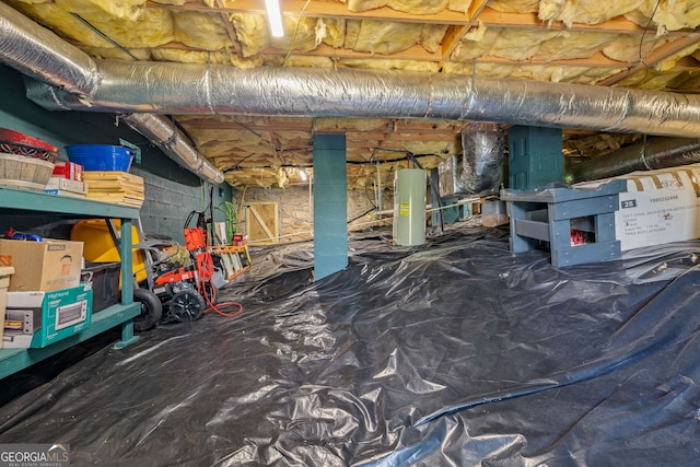 259 Eagle Chase Cir, Dillard, GA 30537 - inside crawl space featuring water heater