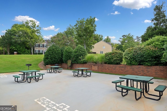 4104 Glenaire Way NW, Acworth, GA 30101 - view of property's community with a lawn and a patio