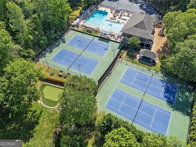 drone / aerial view of a pool area