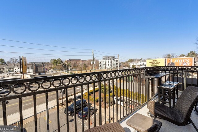 3235 Roswell Rd NE Unit 617, Atlanta, GA 30305 - view of balcony