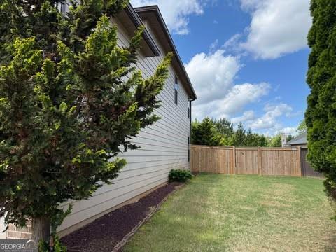 1307 Clarecastle Ln, Buford, GA 30519 - view of yard