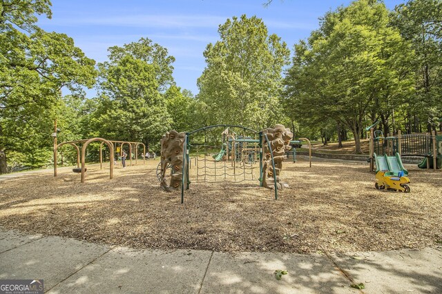 387 Skylar Way SE, Atlanta, GA 30315 - view of community jungle gym