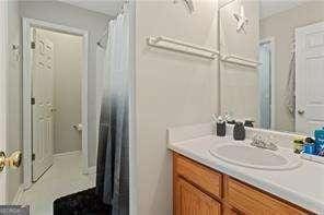 210 Cottonwood Creek Cir, Canton, GA 30114 - bathroom featuring vanity