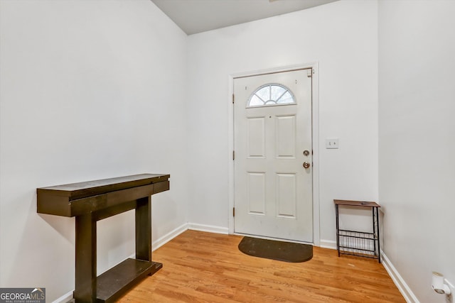 547 SE Tufton Trl SE, Atlanta, GA 30354 - entrance foyer with light wood-style floors