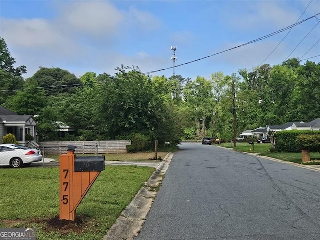 775 Lee Andrews Ave, Atlanta, GA 30315 - view of asphalt road with curbs