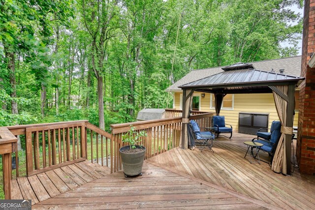 3311 Creek Hollow Dr, Marietta, GA 30062 - wooden deck featuring a gazebo