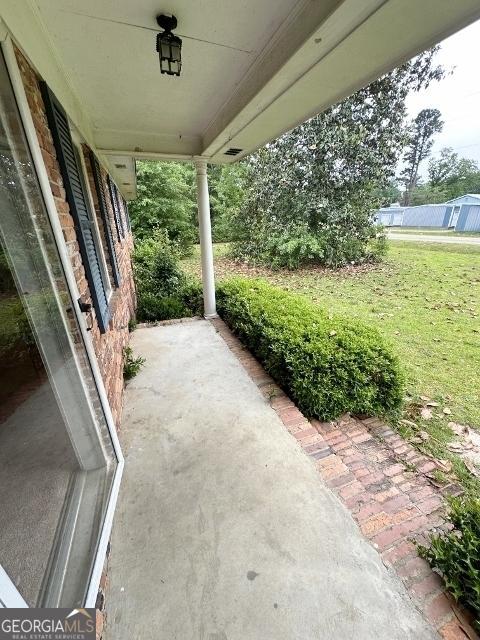 310 Advantage Ln, Swainsboro, GA 30401 - view of patio / terrace