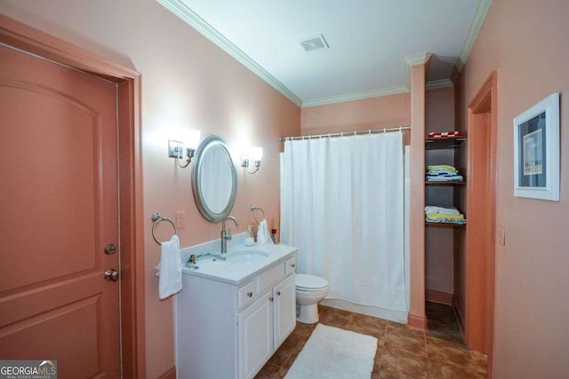 full bath with crown molding, toilet, vanity, and a shower with shower curtain