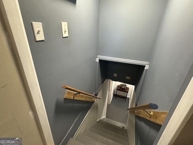 2059 Clearwater Dr SE, Marietta, GA 30067 - staircase featuring baseboards