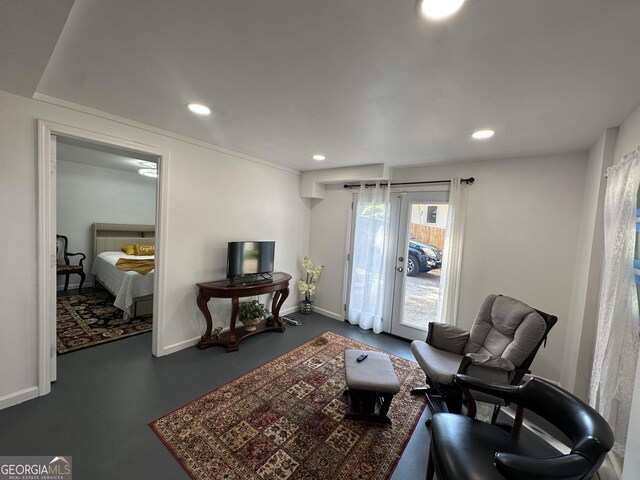 2059 Clearwater Dr SE, Marietta, GA 30067 - living area featuring recessed lighting, baseboards, and concrete floors