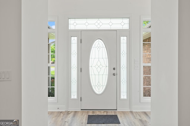 124 Cinder Hill Dr, Brunswick, GA 31523 - entrance foyer with light wood-style flooring
