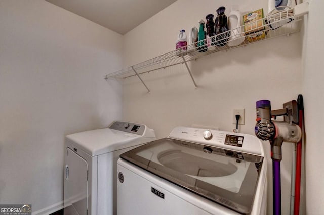 2505 Thackery Ct, Cumming, GA 30041 - laundry area featuring washer and dryer