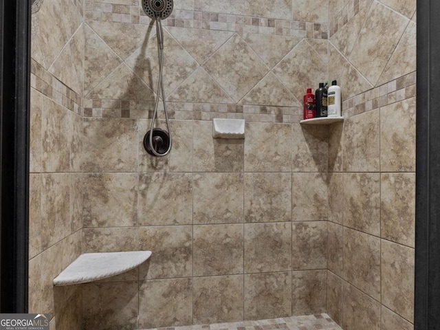 124 Belford Way, Locust Grove, GA 30233 - full bathroom with a tile shower