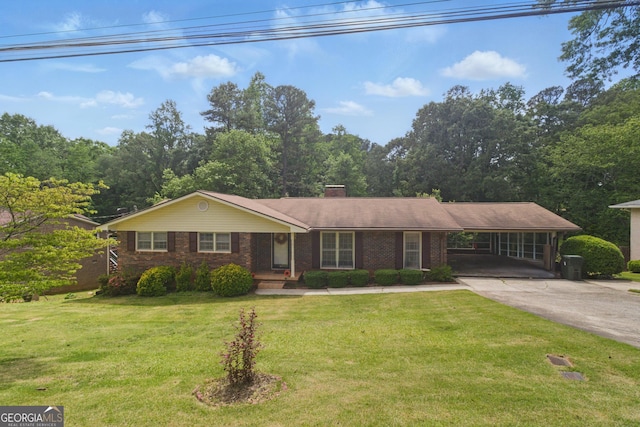 154 Willowdell Dr, Toccoa, GA 30577 - single story home featuring driveway, brick siding, a front yard, an attached carport, and a chimney