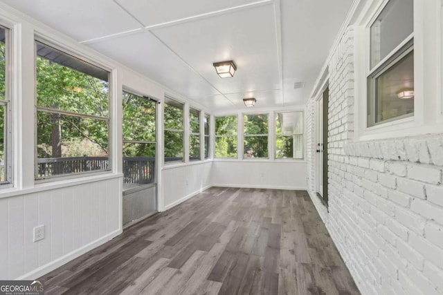 view of unfurnished sunroom