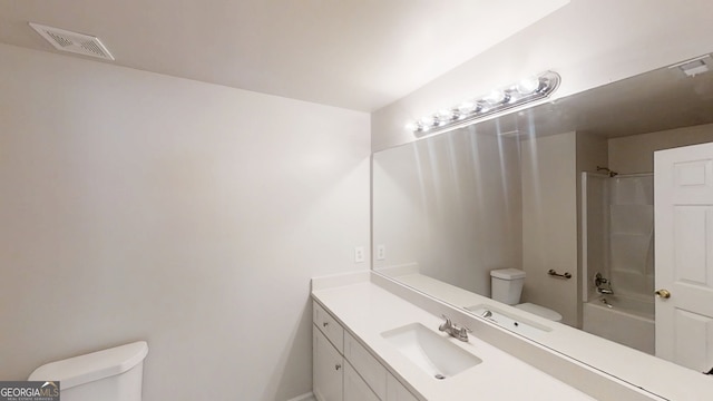 4912 Lightwood Ct NW, Acworth, GA 30102 - bathroom featuring toilet, vanity, and shower / bath combination