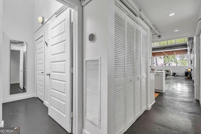 corridor featuring recessed lighting